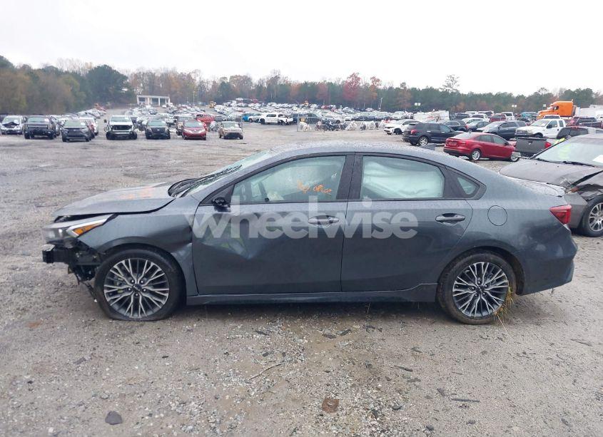 Photo 14 of 2024 Kia Forte GT-LINE (VIN 3KPF54AD1RE816031)