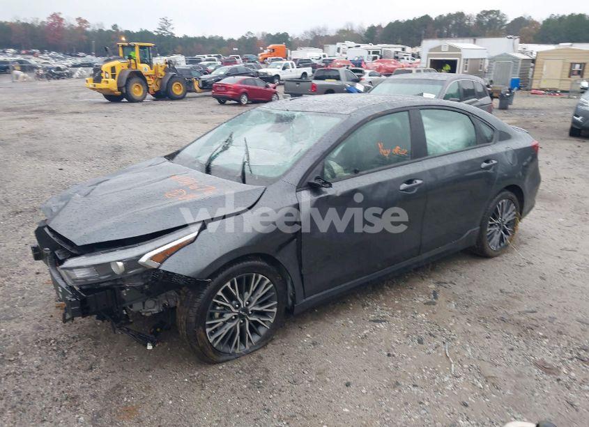 Photo 2 of 2024 Kia Forte GT-LINE (VIN 3KPF54AD1RE816031)