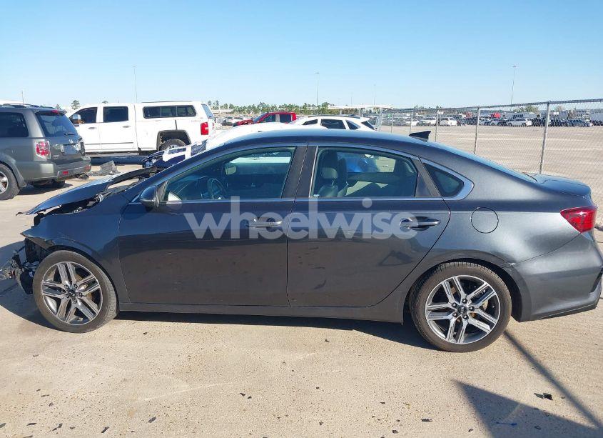 Photo 15 of 2019 Kia Forte EX (VIN 3KPF54AD2KE028669)