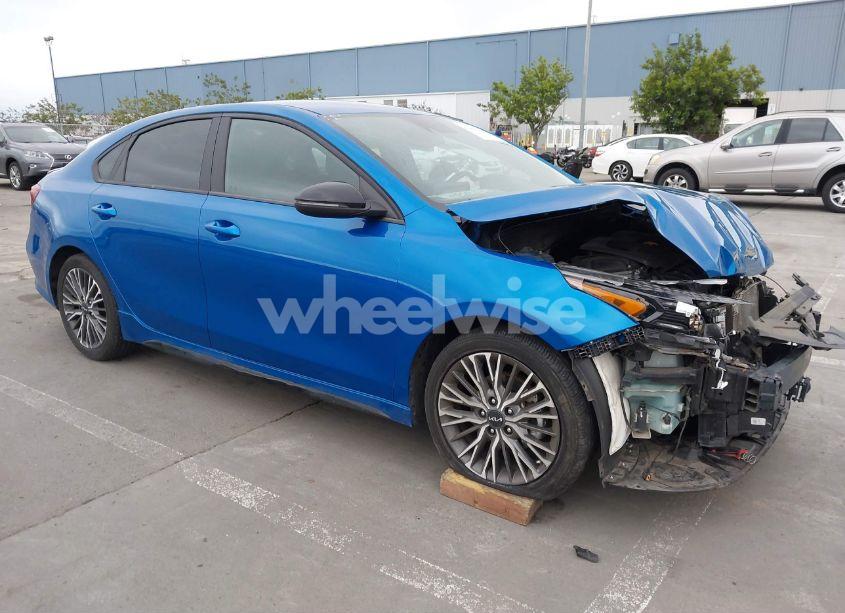 2022 Kia Forte GT-LINE (VIN 3KPF54AD2NE471098) main photo