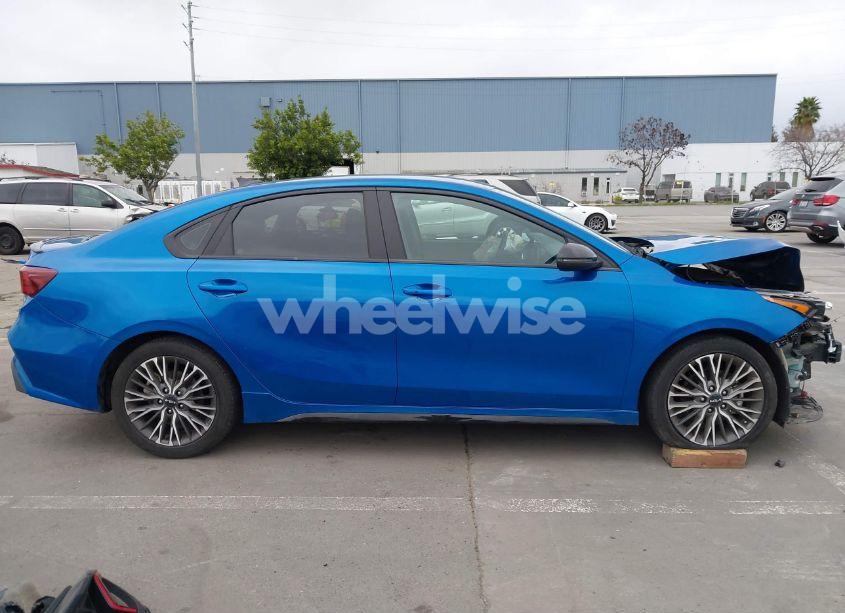 Photo 13 of 2022 Kia Forte GT-LINE (VIN 3KPF54AD2NE471098)