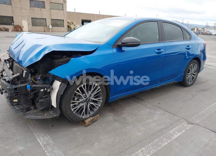 Photo 2 of 2022 Kia Forte GT-LINE (VIN 3KPF54AD2NE471098)