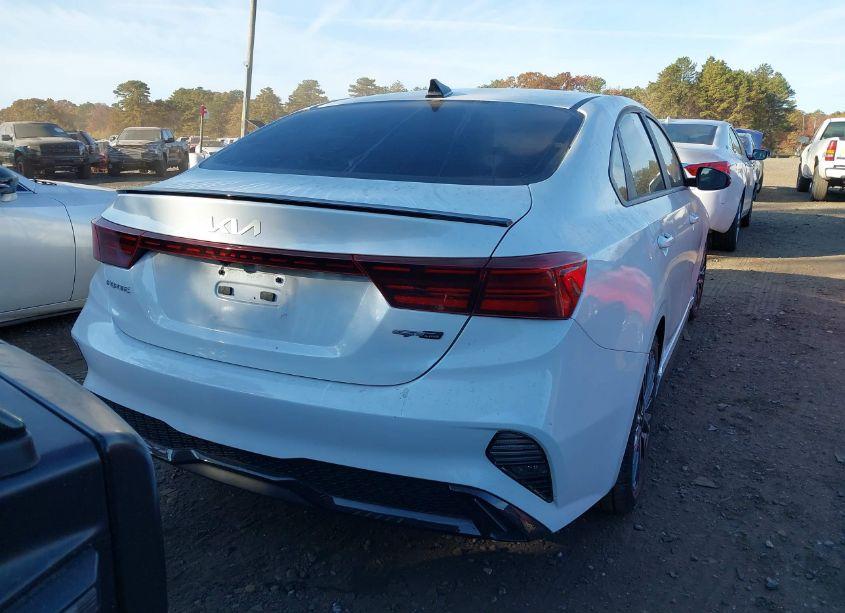 Photo 16 of 2022 Kia Forte GT-LINE (VIN 3KPF54AD2NE500938)