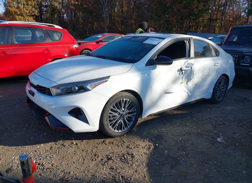 Photo 2 of 2022 Kia Forte GT-LINE (VIN 3KPF54AD2NE500938)