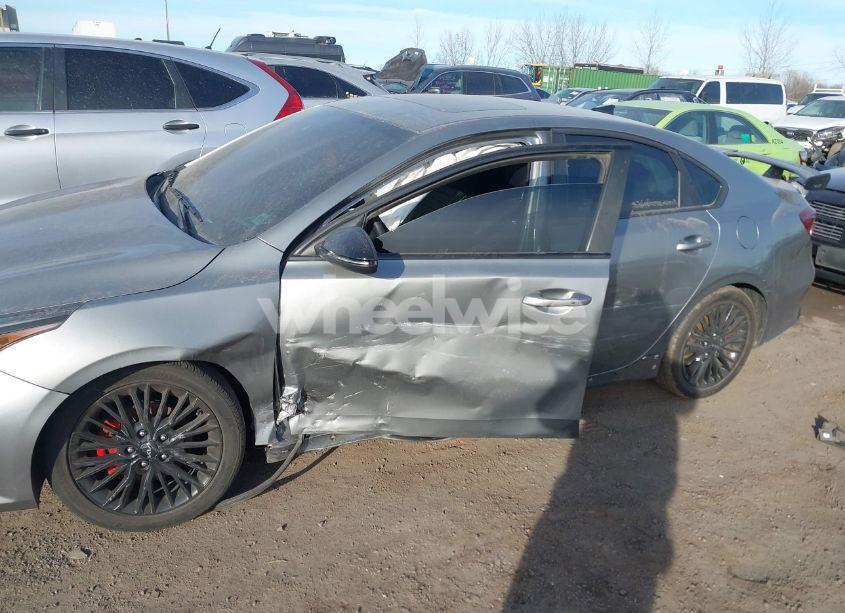 Photo 6 of 2023 Kia Forte GT-LINE (VIN 3KPF54AD2PE516169)