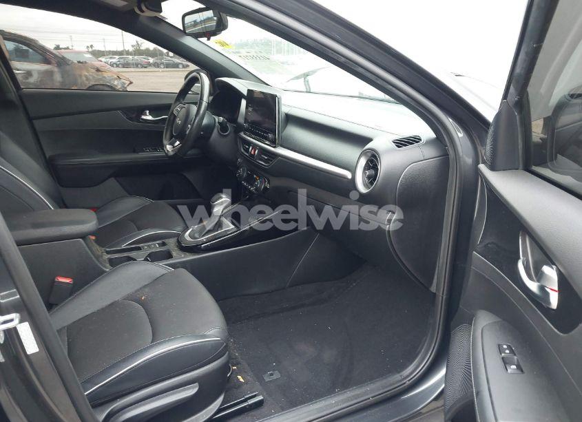 Photo 5 of 2023 Kia Forte GT-LINE (VIN 3KPF54AD2PE521131)