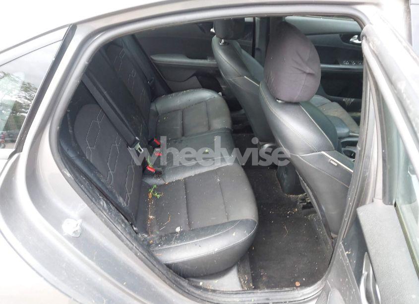 Photo 8 of 2023 Kia Forte GT-LINE (VIN 3KPF54AD2PE539659)