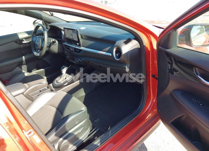 Photo 5 of 2023 Kia Forte GT-LINE (VIN 3KPF54AD2PE567445)