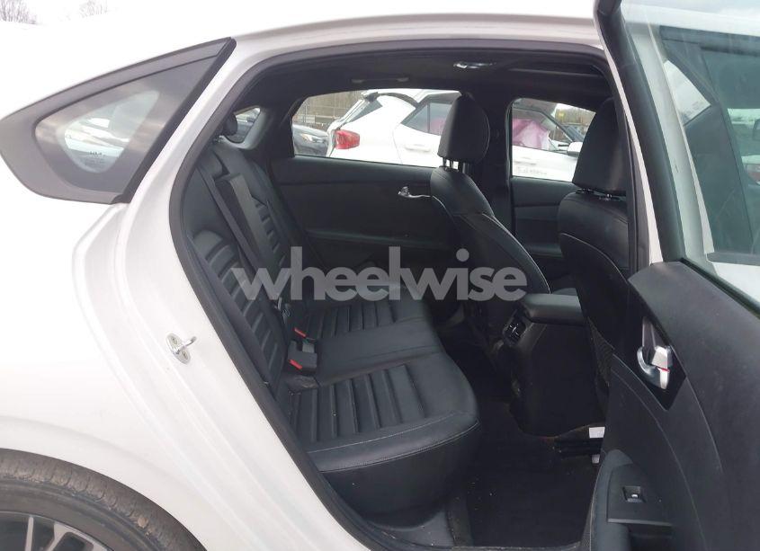 Photo 8 of 2023 Kia Forte GT-LINE (VIN 3KPF54AD2PE582818)