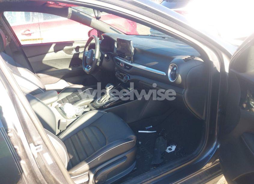 Photo 5 of 2023 Kia Forte GT-LINE (VIN 3KPF54AD2PE610231)