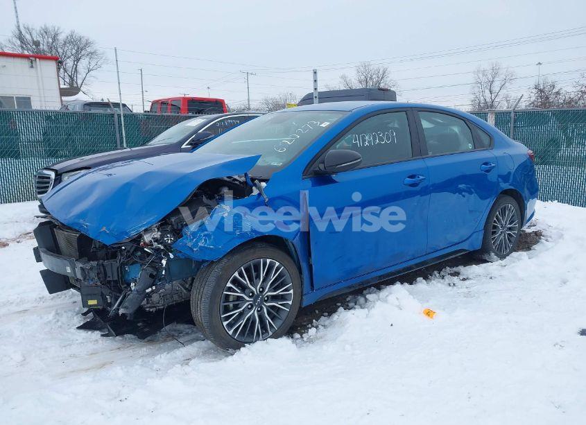 Photo 2 of 2023 Kia Forte GT-LINE (VIN 3KPF54AD2PE620273)
