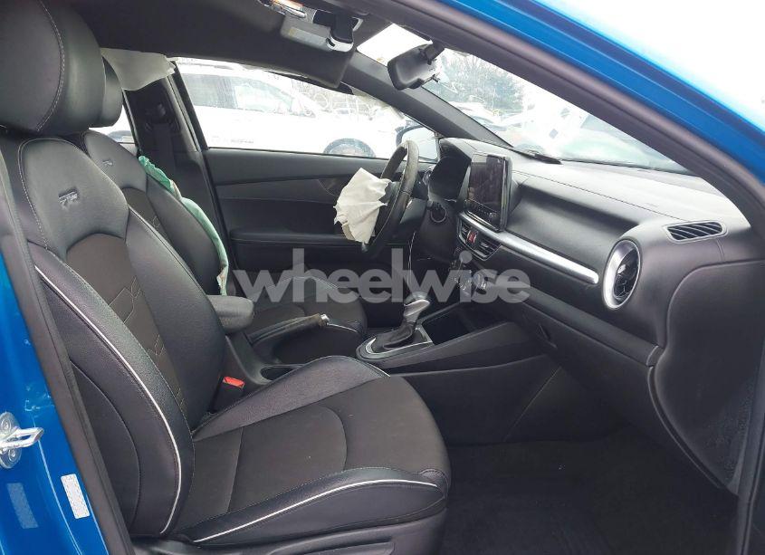 Photo 5 of 2023 Kia Forte GT-LINE (VIN 3KPF54AD2PE620273)