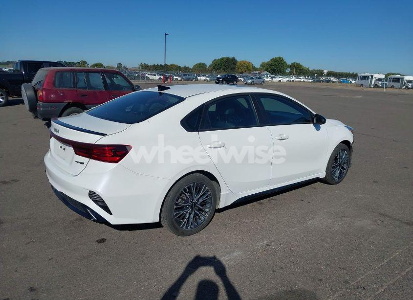 Photo 4 of 2023 Kia Forte GT-LINE (VIN 3KPF54AD2PE631208)