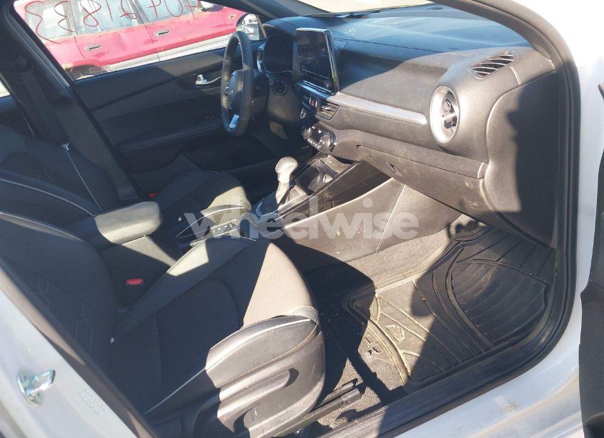 Photo 5 of 2023 Kia Forte GT-LINE (VIN 3KPF54AD2PE631208)