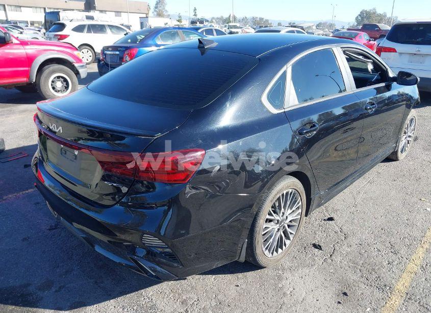 Photo 4 of 2023 Kia Forte GT-LINE (VIN 3KPF54AD2PE647702)
