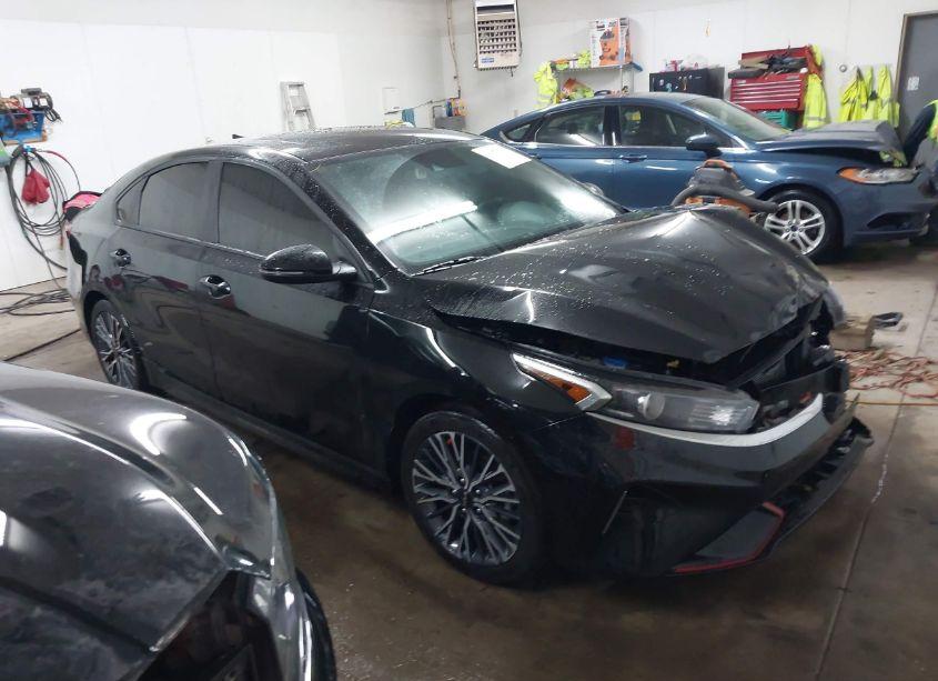 2023 Kia Forte GT-LINE (VIN 3KPF54AD2PE666153) main photo