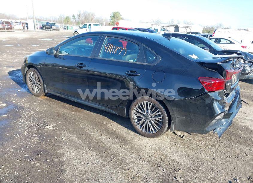 Photo 3 of 2023 Kia Forte GT-LINE (VIN 3KPF54AD2PE672275)