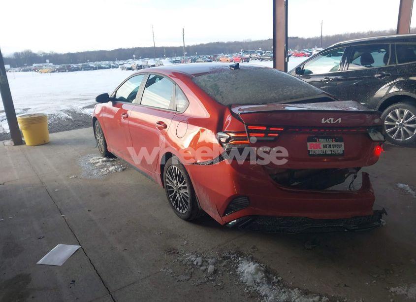 Photo 3 of 2024 Kia Forte GT-LINE (VIN 3KPF54AD2RE701406)