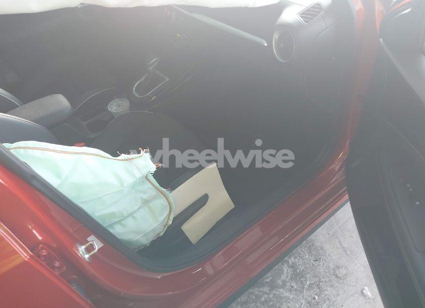 Photo 5 of 2024 Kia Forte GT-LINE (VIN 3KPF54AD2RE701406)