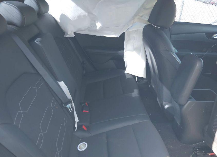 Photo 8 of 2024 Kia Forte GT-LINE (VIN 3KPF54AD2RE728931)