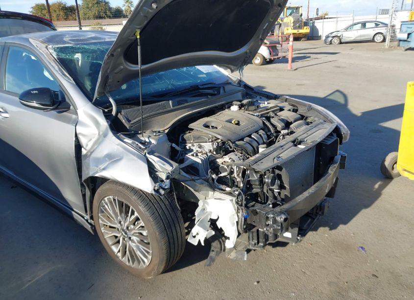 Photo 13 of 2024 Kia Forte GT-LINE (VIN 3KPF54AD2RE745907)