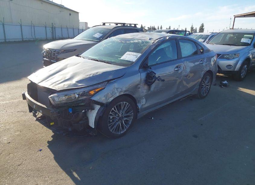 Photo 2 of 2024 Kia Forte GT-LINE (VIN 3KPF54AD2RE745907)