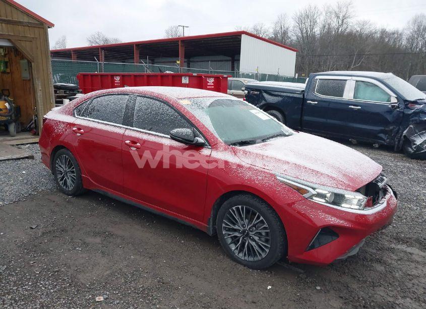 2024 Kia Forte GT-LINE (VIN 3KPF54AD2RE762433) main photo