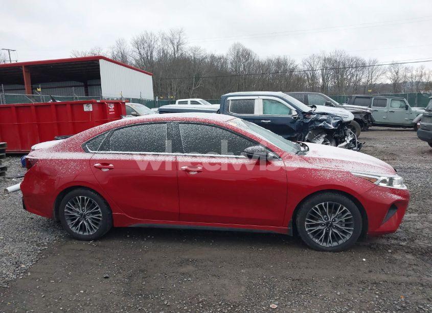 Photo 13 of 2024 Kia Forte GT-LINE (VIN 3KPF54AD2RE762433)