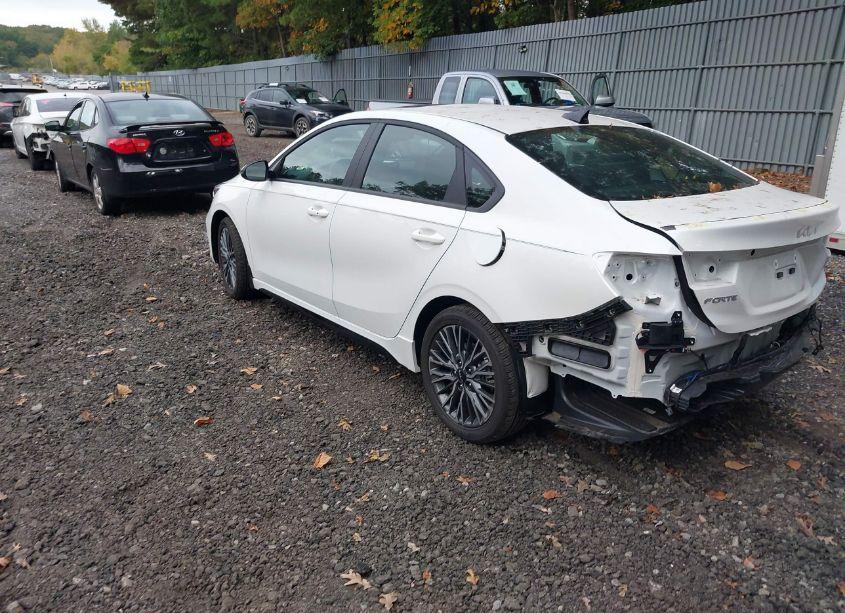 Photo 3 of 2024 Kia Forte GT-LINE (VIN 3KPF54AD2RE782441)