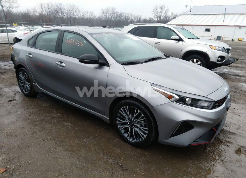 2024 Kia Forte GT-LINE (VIN 3KPF54AD2RE796419) main photo