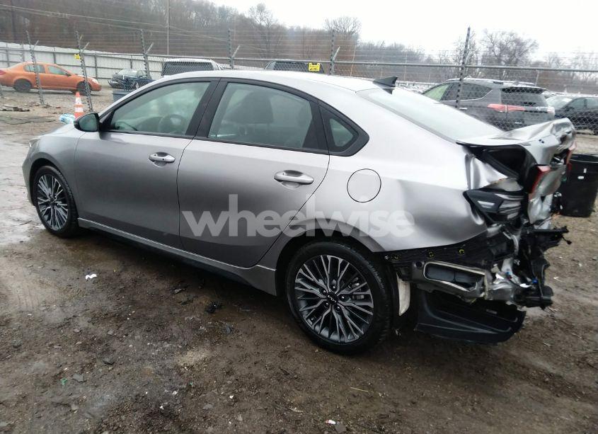 Photo 3 of 2024 Kia Forte GT-LINE (VIN 3KPF54AD2RE796419)