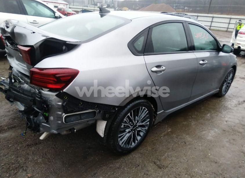 Photo 4 of 2024 Kia Forte GT-LINE (VIN 3KPF54AD2RE796419)