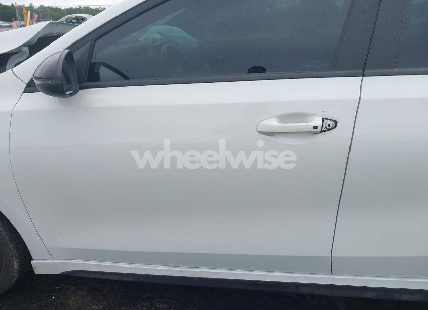 Photo 20 of 2024 Kia Forte GT-LINE (VIN 3KPF54AD2RE800601)