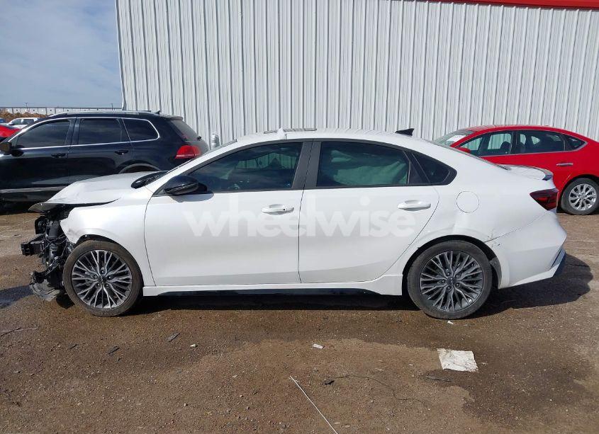 Photo 14 of 2024 Kia Forte GT-LINE (VIN 3KPF54AD2RE805393)