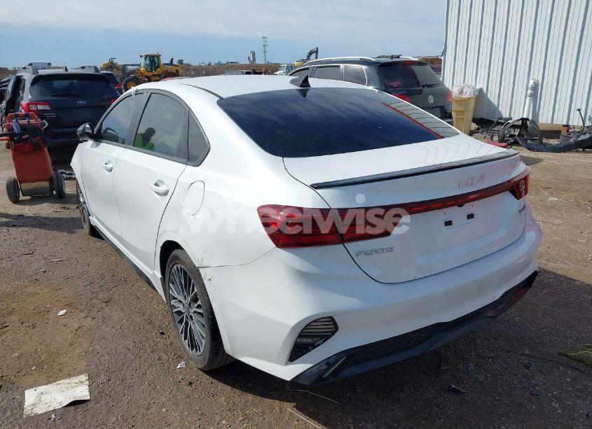 Photo 3 of 2024 Kia Forte GT-LINE (VIN 3KPF54AD2RE805393)