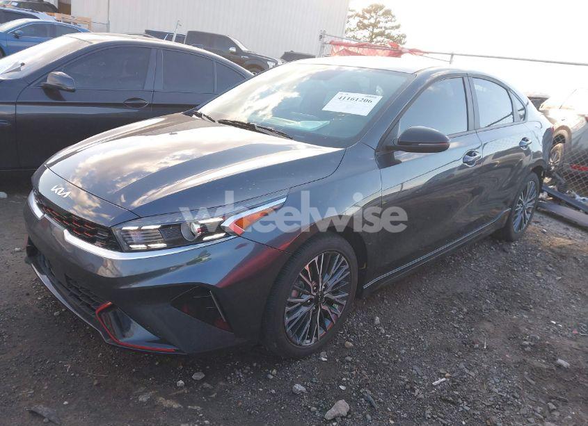 Photo 2 of 2024 Kia Forte GT-LINE (VIN 3KPF54AD2RE816135)