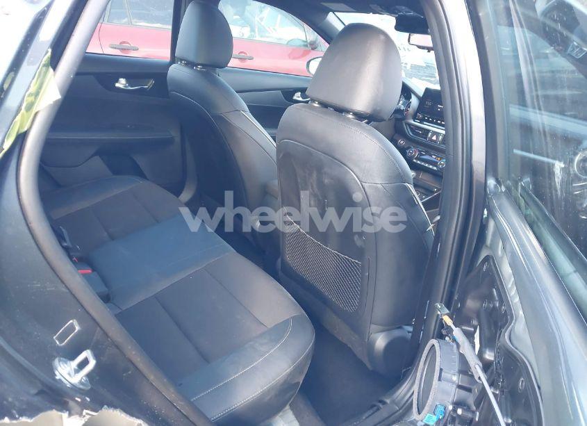 Photo 8 of 2024 Kia Forte GT-LINE (VIN 3KPF54AD2RE816135)