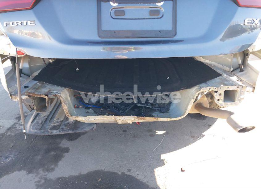 Photo 21 of 2021 Kia Forte EX (VIN 3KPF54AD3ME338137)