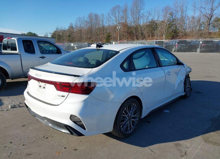 Photo 4 of 2022 Kia Forte GT-LINE (VIN 3KPF54AD3NE444346)