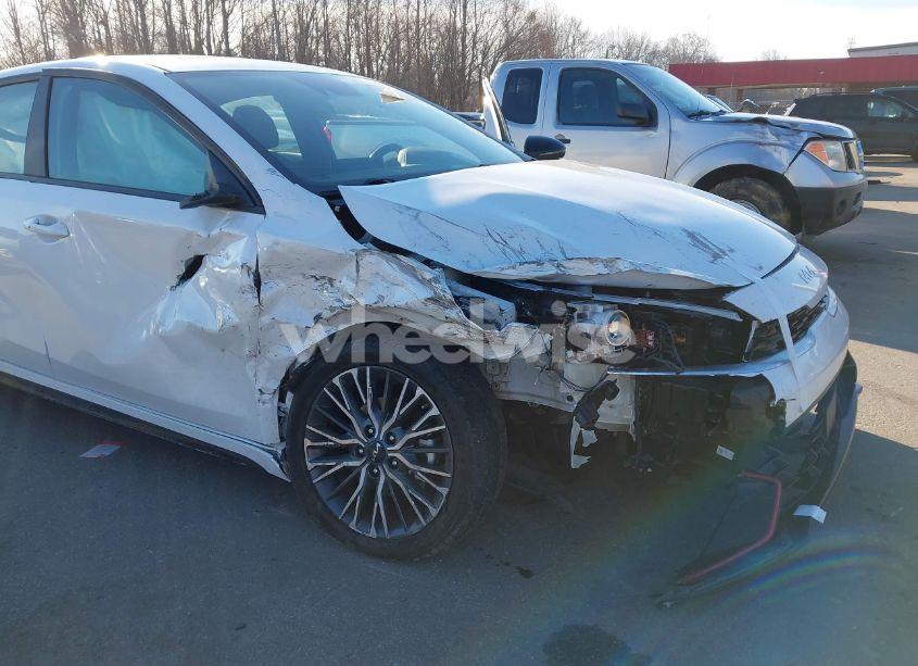 Photo 6 of 2022 Kia Forte GT-LINE (VIN 3KPF54AD3NE444346)