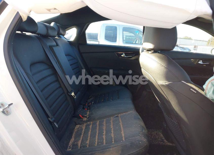 Photo 8 of 2022 Kia Forte GT-LINE (VIN 3KPF54AD3NE444346)