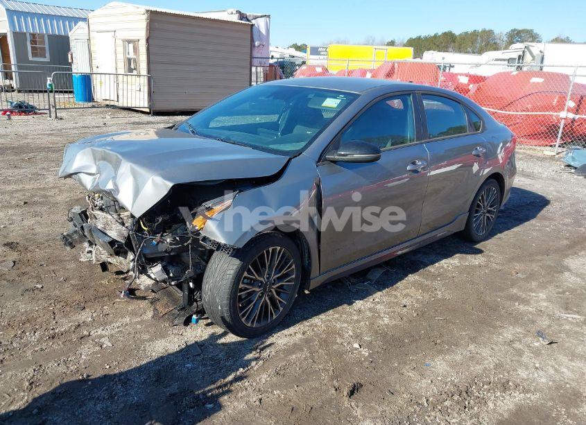 Photo 2 of 2022 Kia Forte GT-LINE (VIN 3KPF54AD3NE489352)