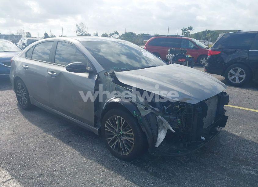 2023 Kia Forte GT-LINE (VIN 3KPF54AD3PE543350) main photo