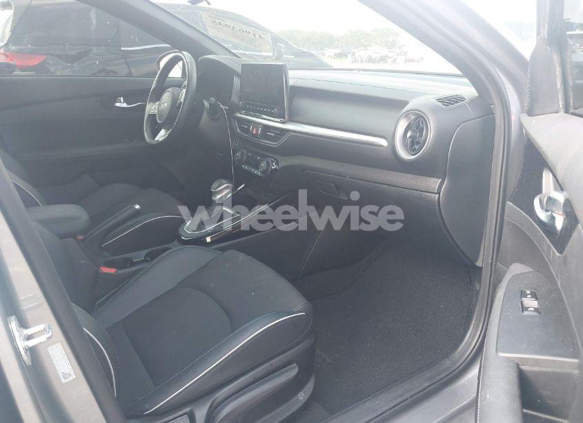 Photo 5 of 2023 Kia Forte GT-LINE (VIN 3KPF54AD3PE543350)