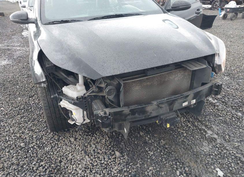 Photo 6 of 2023 Kia Forte GT-LINE (VIN 3KPF54AD3PE577837)