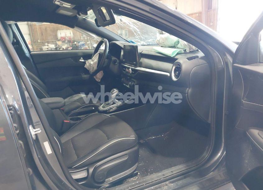 Photo 5 of 2023 Kia Forte GT-LINE (VIN 3KPF54AD3PE581872)