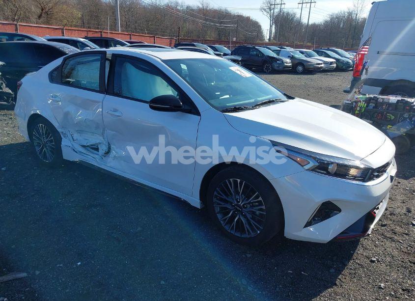 2023 Kia Forte GT-LINE (VIN 3KPF54AD3PE585470) main photo