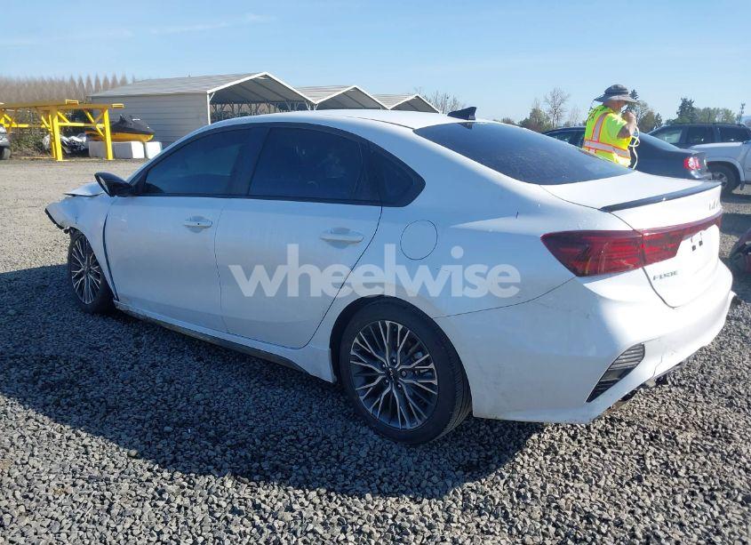 Photo 3 of 2023 Kia Forte GT-LINE (VIN 3KPF54AD3PE587784)