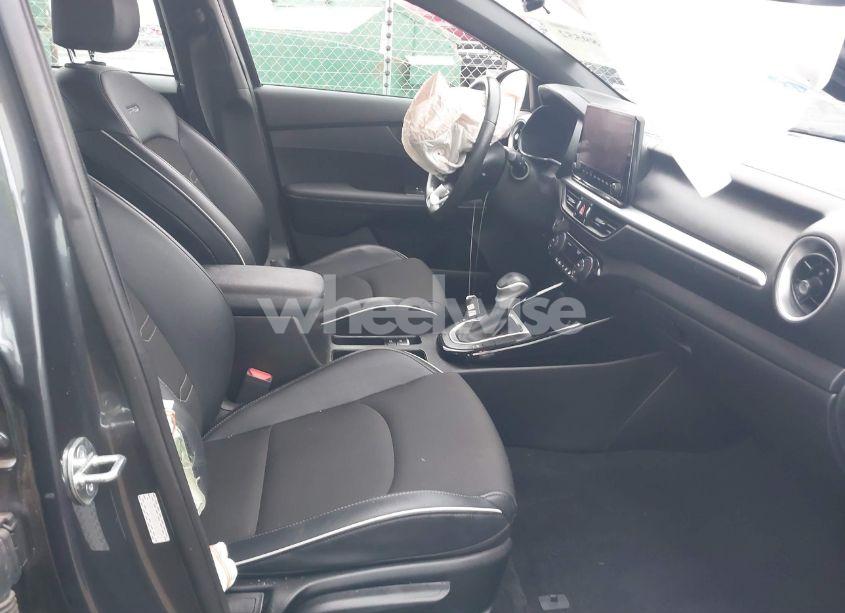 Photo 5 of 2023 Kia Forte GT-LINE (VIN 3KPF54AD3PE629872)