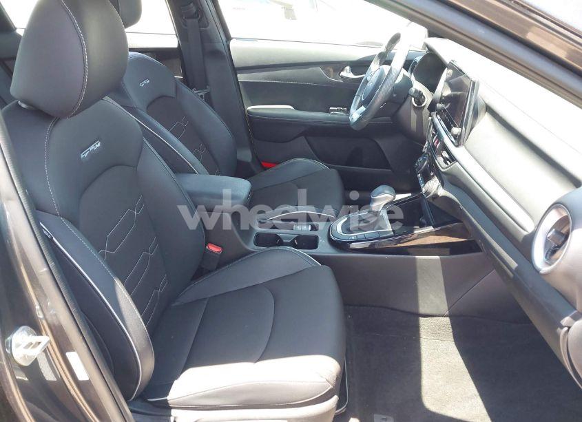 Photo 5 of 2023 Kia Forte GT-LINE (VIN 3KPF54AD3PE657798)